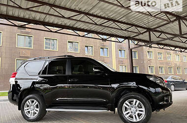 Внедорожник / Кроссовер Toyota Land Cruiser Prado 2010 в Одессе