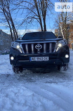 Внедорожник / Кроссовер Toyota Land Cruiser Prado 2014 в Днепре