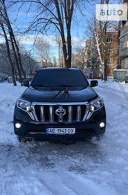 Внедорожник / Кроссовер Toyota Land Cruiser Prado 2014 в Днепре