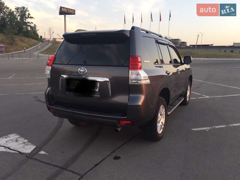 Позашляховик / Кросовер Toyota Land Cruiser Prado 2010 в Харкові фото 2 Позашляховик / Кросовер Toyota Land Cruiser Prado 2010 в Харкові