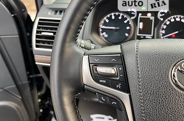 Внедорожник / Кроссовер Toyota Land Cruiser Prado 2021 в 