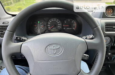 Внедорожник / Кроссовер Toyota Land Cruiser Prado 2000 в Львове