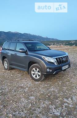 Позашляховик / Кросовер Toyota Land Cruiser Prado 2016 в Львові