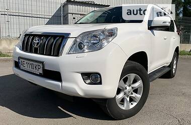 Внедорожник / Кроссовер Toyota Land Cruiser Prado 2012 в Днепре