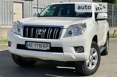 Внедорожник / Кроссовер Toyota Land Cruiser Prado 2012 в Днепре