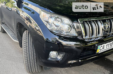 Внедорожник / Кроссовер Toyota Land Cruiser Prado 2010 в Черкассах