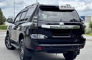 Позашляховик / Кросовер Toyota Land Cruiser Prado 2013 в Києві