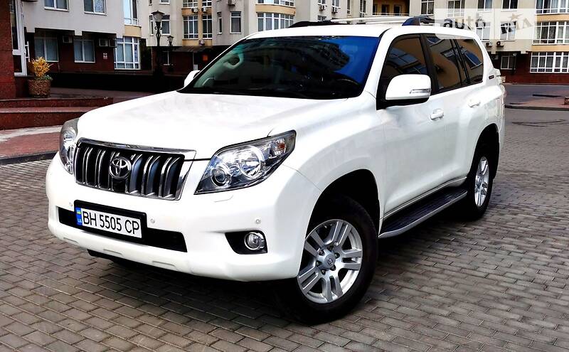 Внедорожник / Кроссовер Toyota Land Cruiser Prado 2010 в Одессе