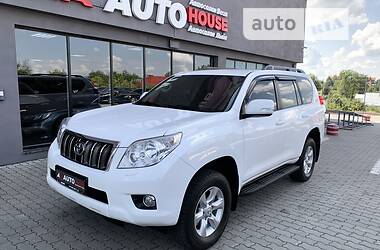 Позашляховик / Кросовер Toyota Land Cruiser Prado 2012 в 