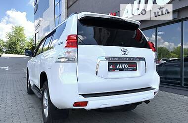 Позашляховик / Кросовер Toyota Land Cruiser Prado 2012 в 