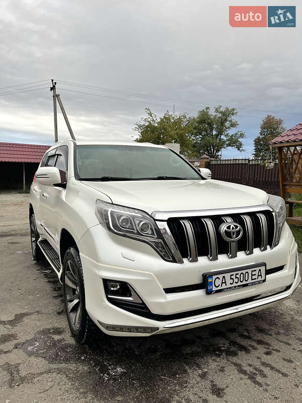 Toyota Land Cruiser Prado 2012