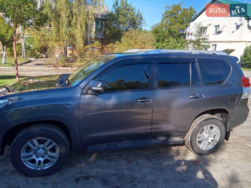 Внедорожник / Кроссовер Toyota Land Cruiser Prado 2012 в Харькове фото 8 Внедорожник / Кроссовер Toyota Land Cruiser Prado 2012 в Харькове