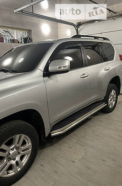 Внедорожник / Кроссовер Toyota Land Cruiser Prado 2010 в Золочеве