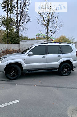 Позашляховик / Кросовер Toyota Land Cruiser Prado 2007 в Дніпрі