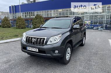 Позашляховик / Кросовер Toyota Land Cruiser Prado 2013 в Черкасах