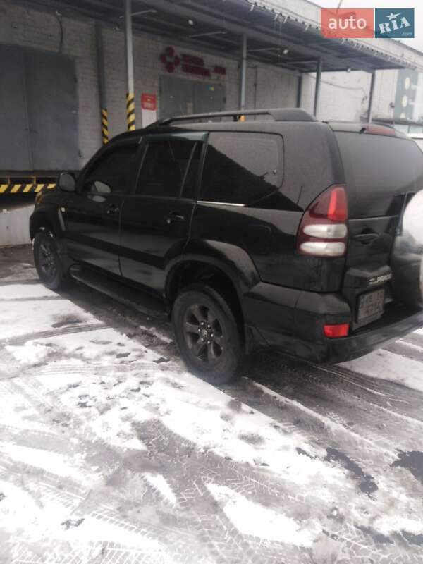 Внедорожник / Кроссовер Toyota Land Cruiser Prado 2005 в Павлограде
