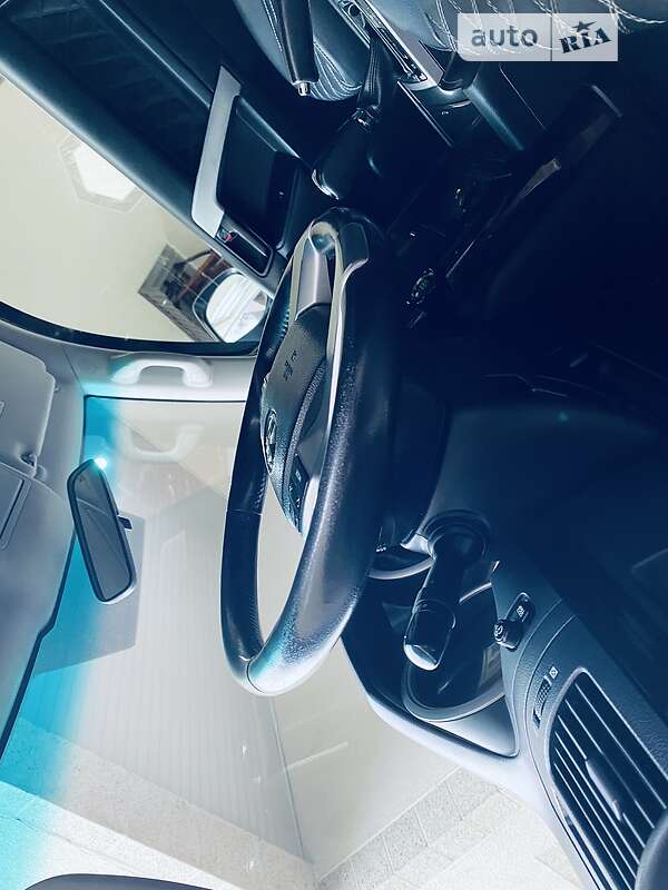 Внедорожник / Кроссовер Toyota Land Cruiser Prado 2014 в Тячеве