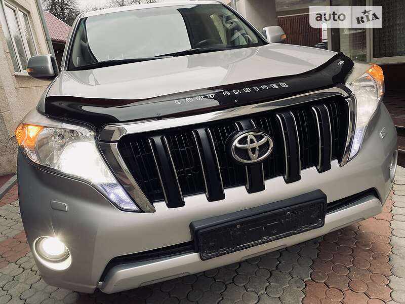 Внедорожник / Кроссовер Toyota Land Cruiser Prado 2014 в Тячеве