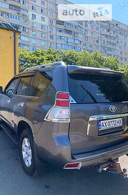 Внедорожник / Кроссовер Toyota Land Cruiser Prado 2013 в Харькове