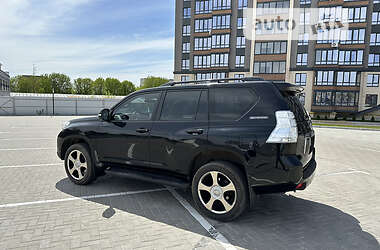 Внедорожник / Кроссовер Toyota Land Cruiser Prado 2012 в Житомире