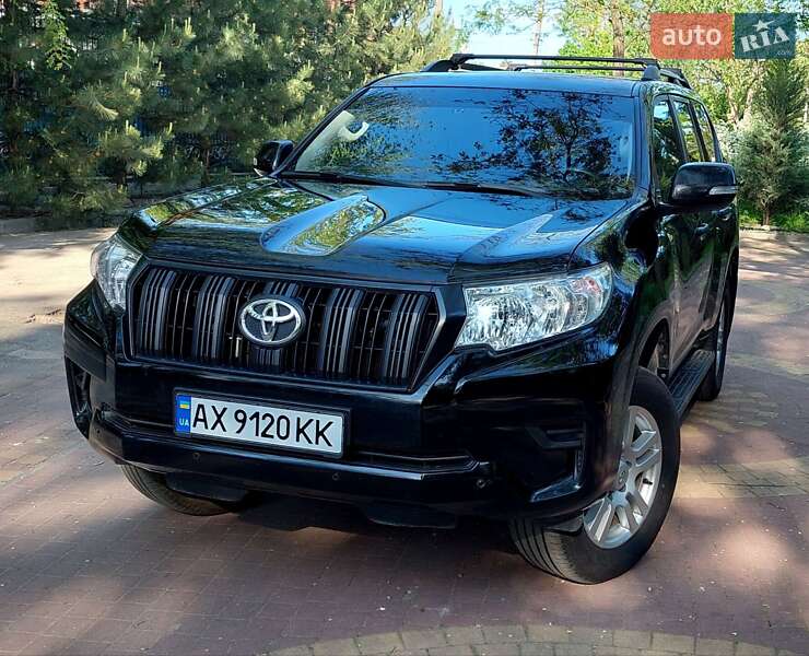 Внедорожник / Кроссовер Toyota Land Cruiser Prado 2019 в Запорожье