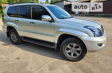 Внедорожник / Кроссовер Toyota Land Cruiser Prado 2005 в 