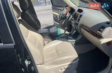 Позашляховик / Кросовер Toyota Land Cruiser Prado 2007 в 