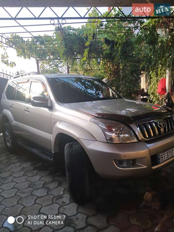 Внедорожник / Кроссовер Toyota Land Cruiser Prado 2006 в Херсоне