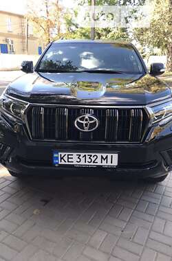 Внедорожник / Кроссовер Toyota Land Cruiser Prado 2022 в Покровске