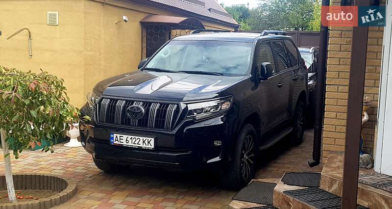 Toyota Land Cruiser Prado 2019