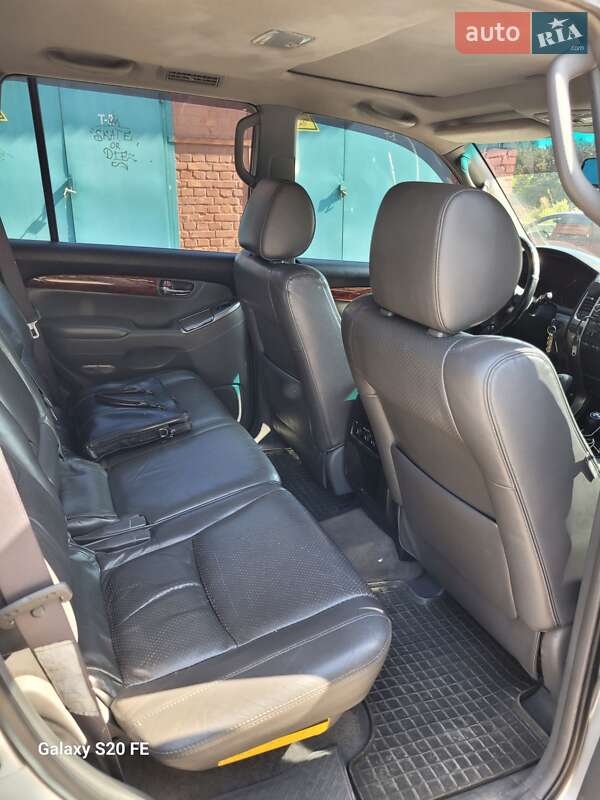 Внедорожник / Кроссовер Toyota Land Cruiser Prado 2007 в Ужгороде