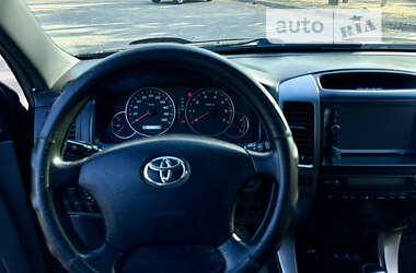 Позашляховик / Кросовер Toyota Land Cruiser Prado 2006 в Кривому Розі