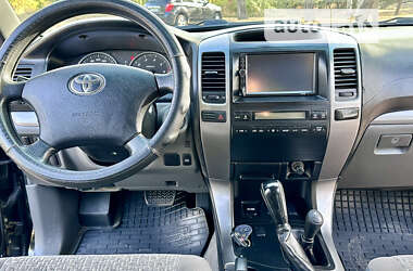 Позашляховик / Кросовер Toyota Land Cruiser Prado 2006 в Кривому Розі