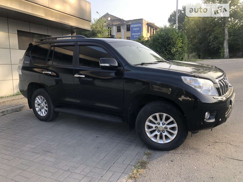 Внедорожник / Кроссовер Toyota Land Cruiser Prado 2011 в Каменском