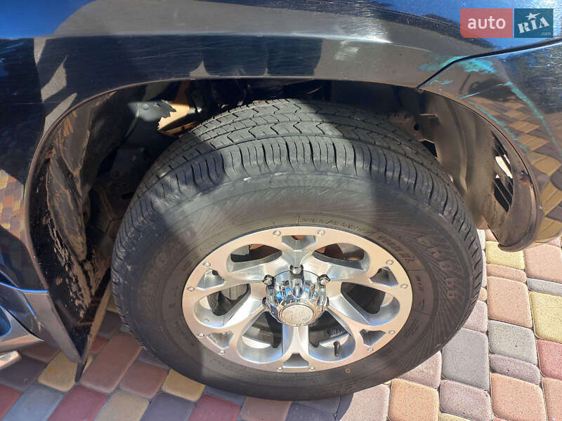 Позашляховик / Кросовер Toyota Land Cruiser Prado 2007 в Обухові