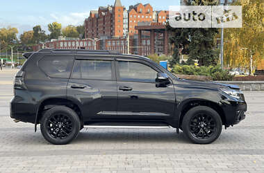 Позашляховик / Кросовер Toyota Land Cruiser Prado 2020 в Дніпрі