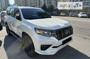 Внедорожник / Кроссовер Toyota Land Cruiser Prado 2022 в Киеве