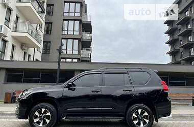 Внедорожник / Кроссовер Toyota Land Cruiser Prado 2017 в Ивано-Франковске