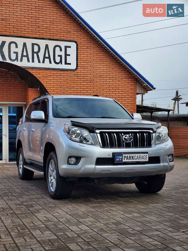 Внедорожник / Кроссовер Toyota Land Cruiser Prado 2012 в Кривом Роге