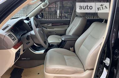 Внедорожник / Кроссовер Toyota Land Cruiser Prado 2006 в 