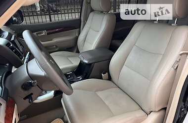 Внедорожник / Кроссовер Toyota Land Cruiser Prado 2006 в 