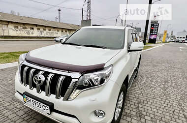 Внедорожник / Кроссовер Toyota Land Cruiser Prado 2013 в 