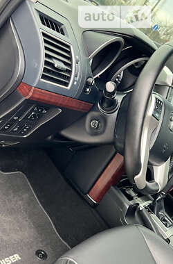 Внедорожник / Кроссовер Toyota Land Cruiser Prado 2013 в 