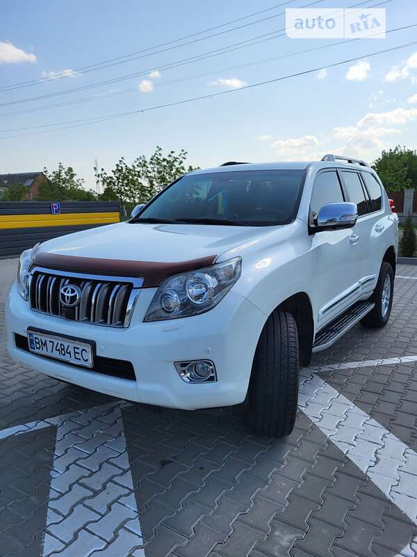 Внедорожник / Кроссовер Toyota Land Cruiser Prado 2010 в Ромнах