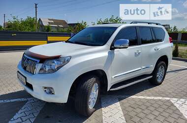 Внедорожник / Кроссовер Toyota Land Cruiser Prado 2010 в Ромнах