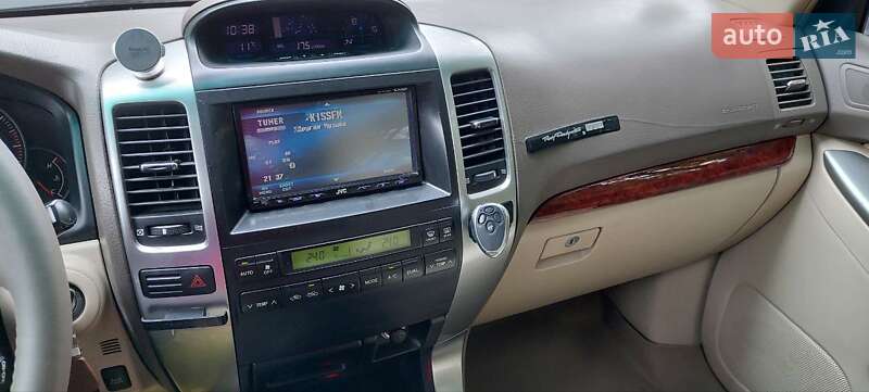 Внедорожник / Кроссовер Toyota Land Cruiser Prado 2008 в Буче