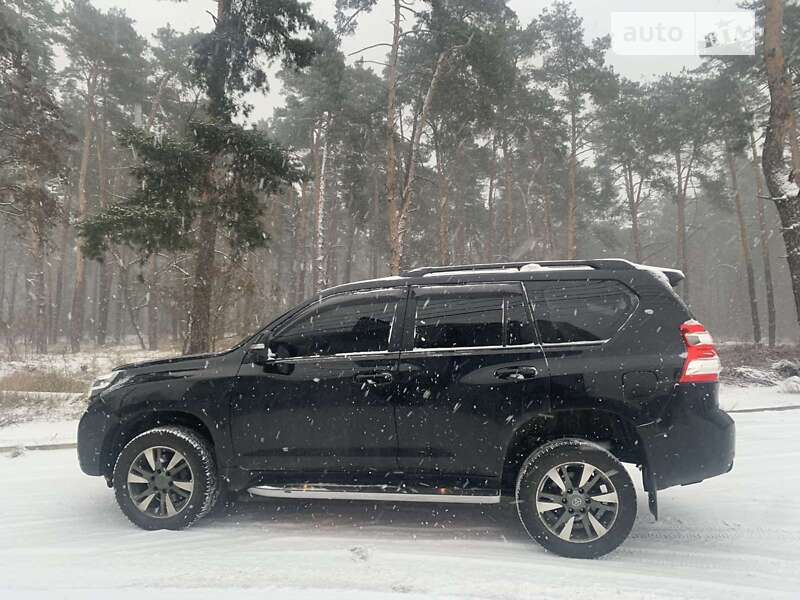 Toyota Land Cruiser Prado 2016