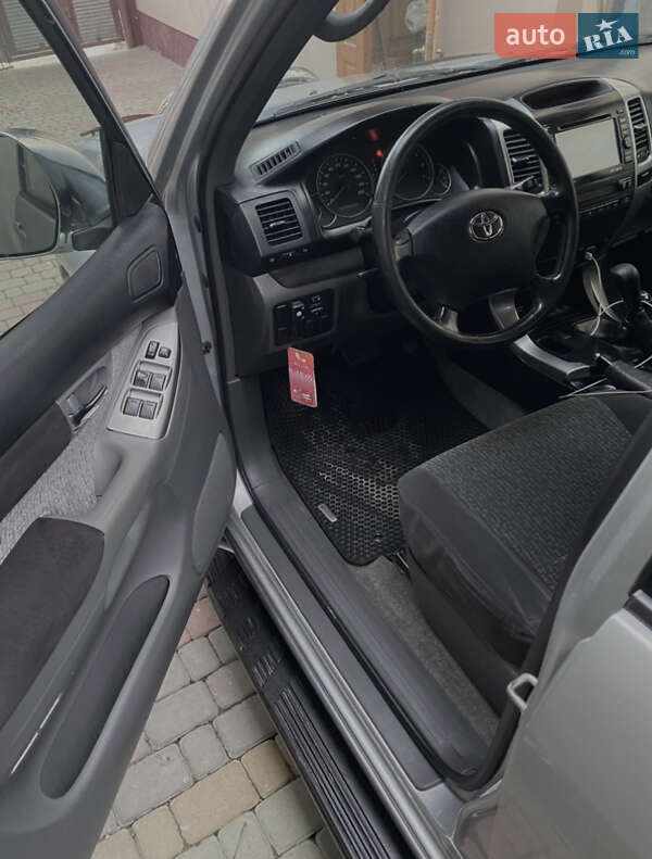 Внедорожник / Кроссовер Toyota Land Cruiser Prado 2007 в Вижнице