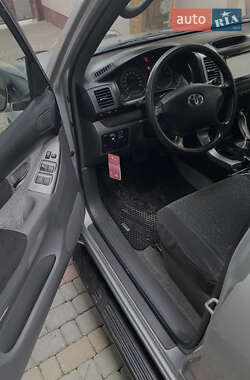 Внедорожник / Кроссовер Toyota Land Cruiser Prado 2007 в 