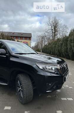 Внедорожник / Кроссовер Toyota Land Cruiser Prado 2022 в Львове